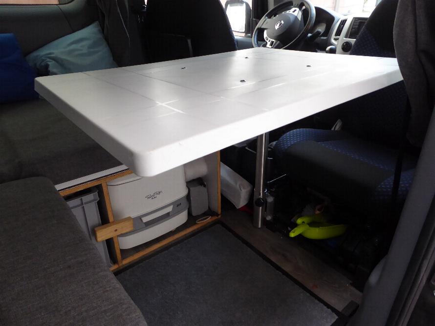 Nissan NV200 Sitzgruppe